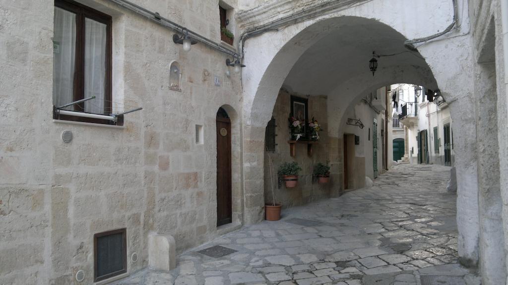 Arco Sallustio Monopoli Buitenkant foto