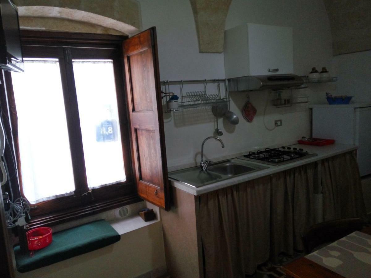 Arco Sallustio Monopoli Buitenkant foto